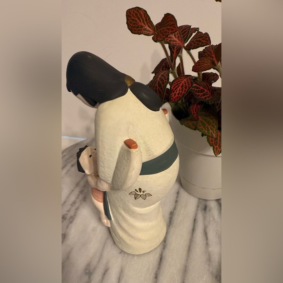 Kamakura Mother and Child Figurine Hamilton Collection #404 Signed Made In Japan - Picture 3 of 8